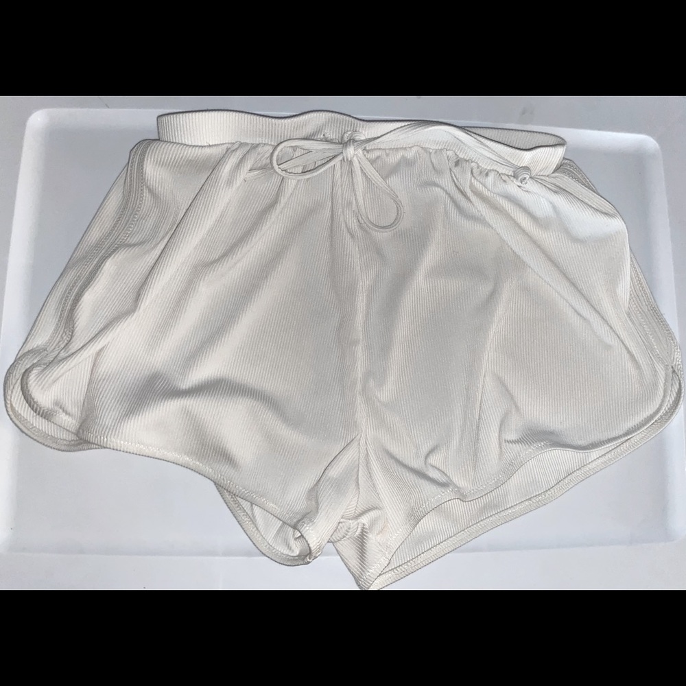 Super Cute White Cloth/ Athletic Shorts!